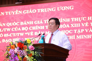 Học tập và làm theo tư tưởng, đạo đức, phong cách Hồ Chí Minh: Tự giác, tự nguyện, tự điều chỉnh hành vi
