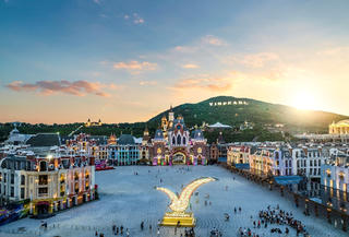 Chân dung 4 nghệ sĩ GenZ 'khuấy đảo' đại nhạc hội 8Wonder