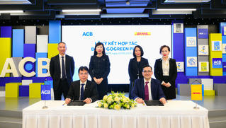 DHL Express và ACB hợp tác cắt giảm khí thải carbon bằng cách sử dụng Nhiên liệu Hàng không Bền vững