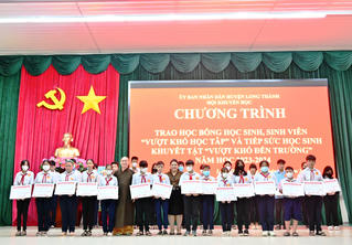 Vedan Việt Nam trao học bổng cho HSSV huyện Long Thành năm học 2023-2024
