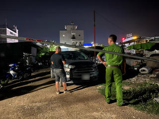 Nhơn Trạch (Đồng Nai): Bãi thu gom rác Phước Thiền bất ngờ bị chắn lối ra vào