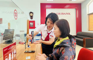 Thu thập sinh trắc học trên Agribank Plus - Cơ hội rinh iPhone 16 và nhiều quà hấp dẫn