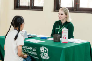 Hơn 1.300 học sinh tranh tài trong kỳ thi Olympic Tiếng Anh Tiểu học Hà Nội