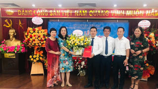 Ông Phan Văn Lâm giữ chức Phó Tổng biên tập Tạp chí Pháp luật và Phát triển