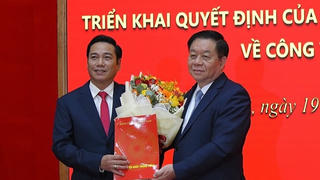 Trao Quyết định Tổng Biên tập Báo điện tử Đảng Cộng sản Việt Nam