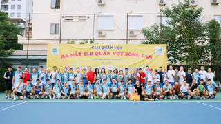 Giải Quần vợt phong trào tại Hà Nội: Hàng trăm vận động viên tham gia tranh tài 