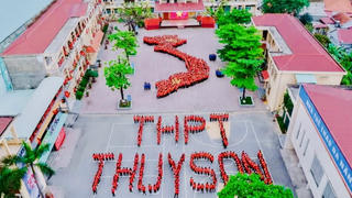 Hải Phòng: Sân trường rực đỏ sắc cờ tổ quốc chào mừng ngày lễ lớn của dân tộc