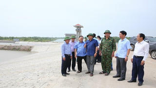 Chủ tịch Ninh Bình kiểm tra công tác phòng chống cơn bão số 7