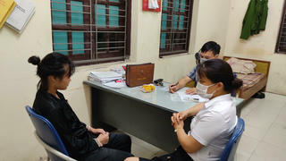 Giải cứu thành công cô gái có ý định tự tử tại hồ Bạch Đằng