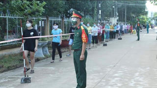 Sư đoàn 9 (Quân đoàn 4) vừa huấn luyện, vừa tham gia chống dịch COVID-19