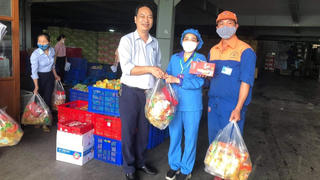 Thạch rau câu Long Hải trao quà, vui Tết Trung thu 