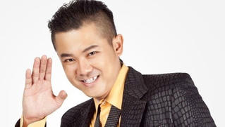 Ca sĩ Vân Quang Long đau đáu về con; bị chê hát live không như giọng thu âm, Thùy Chi tạm dừng sự nghiệp