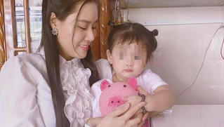 Linh Lan khoe món quà cuối cùng Vân Quang Long mua cho con gái