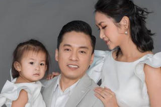 Hoa hậu Đặng Thu Thảo gửi lời cảm ơn chồng cũ và bố mẹ hậu ly hôn, phía ca sĩ Lam Trường lên tiếng trước thông tin đã ly hôn vợ 2