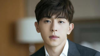 Tên Đặng Luân xuất hiện trở lại trong các phim cũ sau scandal trốn thuế