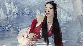 Fan Đông Nhi đồng loạt quay lưng với thần tượng: "Thanh xuân thôi đành đóng lại"