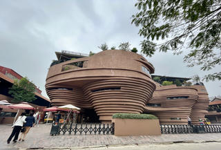 Hà Nội lấy ý kiến về dự thảo nghị quyết về khu phát triển thương mại và văn hóa