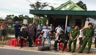 Truy bắt 2 đối tượng dùng ô tô chở hơn 30kg ma túy đá