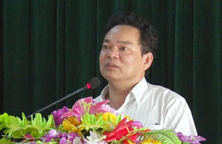 Miễn nhiệm một Phó chủ tịch huyện do xảy ra nhiều vi phạm
