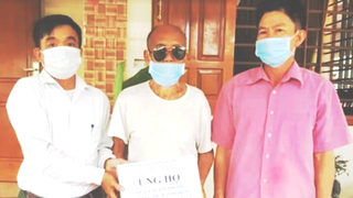 Cụ ông 97 tuổi ủng hộ 10 triệu tiền tiết kiệm cho Quỹ vắc xin phòng chống COVID-19