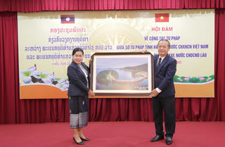 Hội đàm về công tác tư pháp giữa Sở Tư pháp tỉnh Hà Tĩnh và Sở Tư pháp tỉnh Bolikhămxay