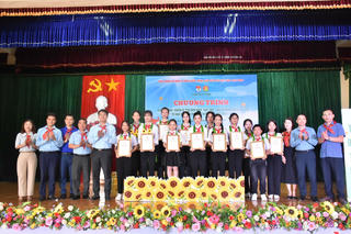 Tuyên dương 13 'Chiến sĩ nhỏ Điện Biên' của tỉnh Hà Tĩnh