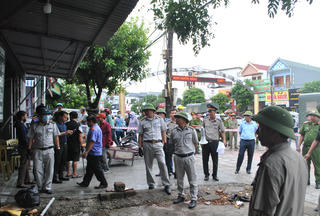 Hà Tĩnh: Cưỡng chế bàn giao đất cho người được thi hành án