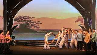 Khai mạc Festival "Về miền ví, giặm - kết nối tinh hoa di sản"