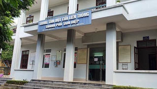 Bắt Giám đốc và nhân viên chi nhánh Văn phòng đăng ký đất đai
