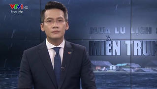 Đồng cảm khi nam BTV của VTV nén nước mắt dẫn chương trình về lũ miền Trung