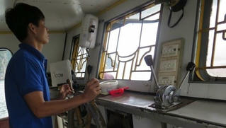 Đề xuất phạt đến 40 triệu đồng hành vi uống rượu, bia điều khiển phương tiện đường thủy