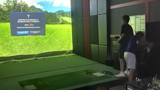 Bắt quả tang 25 người đang đánh golf giữa mùa dịch