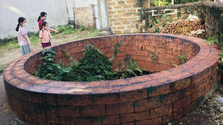 Xử phạt họa sĩ đoàn làm phim tô vẽ giếng cổ tại Làng cổ Đường Lâm