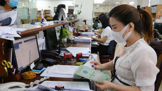 Chính sách mới với công chức, viên chức có hiệu lực từ tháng 12/2021