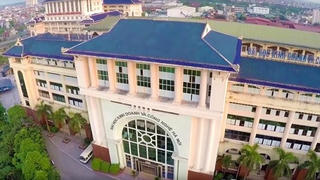 Đình chỉ Phó Hiệu trưởng ĐH Kinh doanh và Công nghệ Hà Nội 