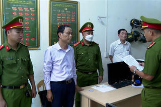 Khởi tố Chủ tịch xã ở Thái Bình lập khống chứng từ để rút ngân sách 