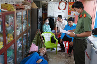 Ông Lê Tùng Vân trong vụ Tịnh thất Bồng Lai bị khởi tố tội loạn luân