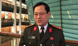 'Bỏ sổ hộ khẩu là giảm bớt thủ tục cho dân'