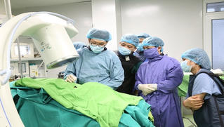 Hy vọng cho người mắc thoát vị đĩa đệm cột sống thắt lưng và cột sống cổ khi điều trị bằng sóng cao tần