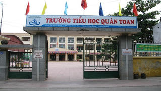 Đình chỉ giáo viên tiểu học tát vào mặt học sinh vì… làm bài chậm