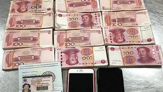 2 người Trung Quốc thuê ô tô chuyển trái phép hơn 2 triệu nhân dân tệ