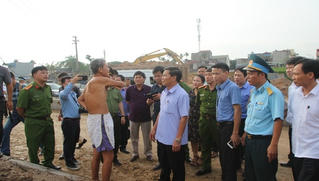 Chủ tịch TP Hải Phòng yêu cầu xử lý nghiêm vụ “giang hồ” ngang nhiên chiếm đất gây xôn xao dư luận