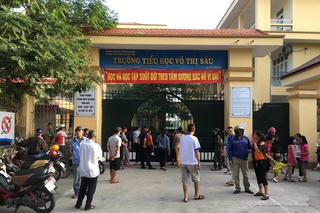 5 học sinh tiểu học phải nhập viện nghi do ngộ độc thực phẩm