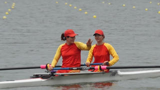 “Cú đúp” vàng từ các “nữ chiến binh” tuyển Rowing