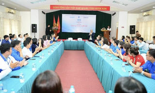 Phát huy truyền thống 'Tôn sư trọng đạo' trong thời đại mới