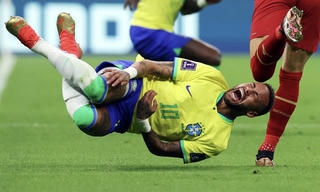 Neymar viết tâm thư sau khi gặp chấn thương tại World Cup