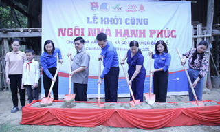 Khánh thành Nhà văn hóa cộng đồng đồng bào dân tộc Lô Lô tại Cao Bằng