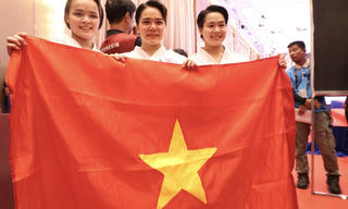 Việt Nam có những tấm HCV đầu tiên ở SEA Games 32
