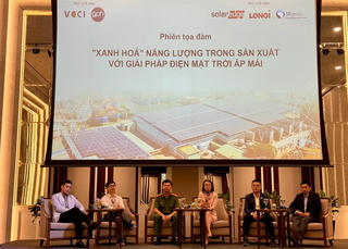 Xu hướng “xanh hóa" năng lượng trong sản xuất