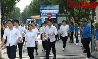 Đề tiếng Anh 'dễ thở', có thể đạt điểm cao